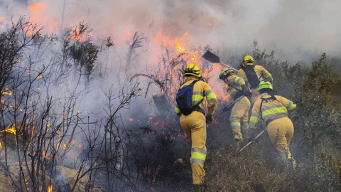 Extinguidos tres incendios forestales en Herrerías, Riotuerto y Cabuérniga