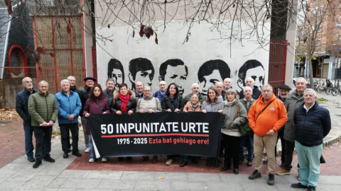50 años 3 marzo Acto celebrado en Vitoria-Gasteiz el 18 de noviembre de 2025 denunciando los 50 años de impunidad del franquismo y de los sucesos de Vitoria del 3 de marzo de 1976. (Fotografía M3)