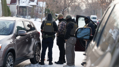 Agentes del ICE durante una intervención en Minneapolis el 7 de enero.