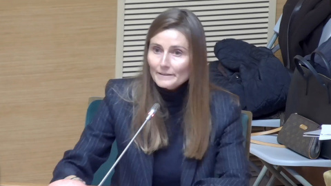 La concejala de Vox en el Ayuntamiento de València, Cecilia Herrero. La concejala de Vox en el Ayuntamiento de València, Cecilia Herrero.La sección de delitos de odio y contra la discriminación de la Fiscalía de Valencia pide tres años de prisión para la edil de Vox en València Cecilia Herrero, miembro del equipo de gobierno municipal, a la que acusa de difundir mensajes en su cuenta de la red social X "encaminados a propagar el rechazo, el desprecio, la hostilidad y la animadversión hacia las personas migrantes, además de a las pertenecientes al colectivo LGTBI, o con discapacidad, haciendo uso, además, de un lenguaje peyorativo y de expresiones de burla hacia los mismo".POLITICA COMUNIDAD VALENCIANA ESPAÑA EUROPA VALENCIAAYUNTAMIENTO DE VALÈNCIA