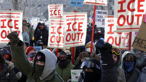 Protestas masivas contra el despliegue de miles de agentes del Ice desplegados por Trump (Mineápolis).