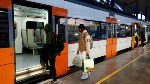 Un tren de Rodalies a l'estació de Lleida en una imatge d'aquest dilluns. 26/01/2026 Un tren de Rodalies a l'estació de Lleida en una imatge d'aquest dilluns.