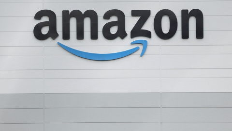 logo_amazon El logo de Amazon en un polígono industrial de Berlín.