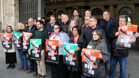 Representants de les plataformes d'usuaris i de les entitats que donen suport a la manifestació del 7 de febrer per denunciar el funcionament de Rodalies.