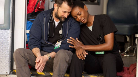 'The Pitt' ha logrado el reconocimiento de la comunidad médica por su tratamiento del trabajo en urgencias. 'The Pitt' ha logrado el reconocimiento de la comunidad médica por su tratamiento del trabajo en urgencias.