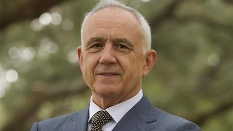 Jack Weatherford: “El presidente Xi Jinping enfatiza el comercio, el desarrollo y los lazos culturales por las mismas rutas que una vez navegaron los barcos de Kublai Khan»