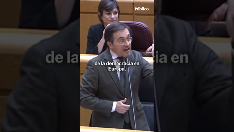 José Manuel Albares, al PP: "El expresidente Aznar ha aparecido en los papeles de Epstein y yo no vengo aquí a traer acusaciones"

Hace 18 años nacimos con un compromiso: hacer un periodismo útil para la sociedad. Solo podemos continuar con esta labor si contamos con el apoyo de personas como tú.

Únete a la comunidad de Público. 18 años no son nada… cuando nos queda tanto por contar. Periodismo incómodo para tiempos difíciles. https://bit.ly/3VylhmD


Periodismo, investigación y compromiso para construir un mundo más igualitario.
¡Suscríbete ya a nuestro canal!: https://bit.ly/2U8nM0q
Visita: https://www.publico.es
Síguenos en Facebook: https://www.facebook.com/diario.publico/
Síguenos en Twitter: https://twitter.com/publico_es
Síguenos en Instagram: https://www.instagram.com/publico.es
Síguenos en TikTok: https://www.tiktok.com/@publico_es
Síguenos en Bluesky: https://bsky.app/profile/publico.es