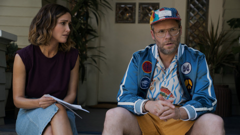 Rose Byrne y Seth Rogen en 'Platónico'.