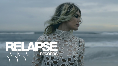 MYRKUR - Ella (Official Audio) Order 'Folkesange' Here: https://bit.ly/myrkurfolkesange
Digital Download/Stream: https://orcd.co/myrkurfolkesange
Subscribe to Relapse Records Channel: https://bit.ly/RelapseYouTube
Directed by Shawn Brackbill
Edited by David Provan
Drone photography by Espen Hatleskog (Instagram @pilotviking)
Official Links:
Myrkur Official Website: https://www.myrkurmusic.com/
Myrkur on Bandcamp: https://myrkur.bandcamp.com/
Myrkur on Facebook: https://www.facebook.com/myrkurmyrkur
Myrkur on Instagram: https://www.instagram.com/myrkurmyrkur/
Myrkur on YouTube: https://www.youtube.com/myrkur
https://www.relapse.com
https://www.facebook.com/relapserecords
https://www.relapserecords.bandcamp.com
https://www.twitter.com/relapserecords
https://www.instagram.com/relapserecords
Lyrics:
ENGLISH:
Proud as a wolf
And a warrior inside
Wise as a Vølv
Truth-teller set us free
Follow the light of the moon
Out into the deep sea
To your ocean-wave baptism
Rise up once more
The strength of the sun awakens / inspirits / kindles you
Your ember glowing fire
They can never extinguish / put out no
A child so brave
of the Heathen realm
Strong as a Mø / maiden
Follow the light of the moon
Out into the deep sea
To your ocean-wave baptism
DANISH:
Stolt som en ulv
Og en kriger indeni
Vis som en vølv
Sandhedssiger sæt os fri
Følg månens lys
Ud I havets dyb
Til din havbølge dåb
Stig op på ny
Solens styrke ildner dig
Dit glødende bål
Kan de aldrig slukke nej
Så modigt et barn
Af det Hedenske rige
Stærk som en mø
Jadadejå
Følg månens lys
Ud I havets dyb
Til din havbølge dåb
Jadadejå
#Myrkur #Folkesange #RelapseRecords