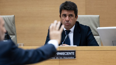 El expresidente de la Generalitat valenciana, Carlos Mazón, durante su comparecencia ante la comisión de la DANA en el Congreso de los Diputados