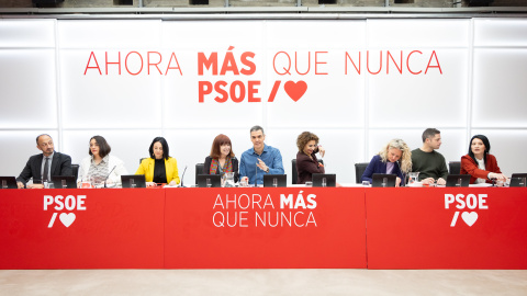 Imagen de la Ejecutiva Federal del PSOE celebrada en Ferraz este lunes tras las elecciones en Aragón.