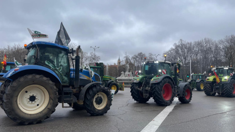Tractores Neptuno Agricultores de toda España se manifiestan en Madrid en contra del acuerdo con Mercosur.