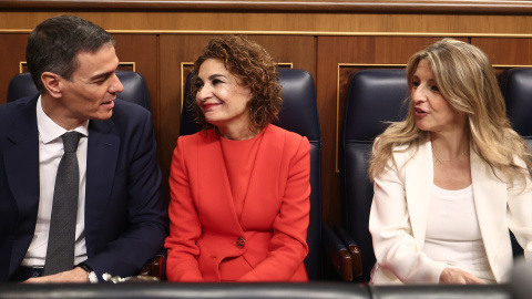 Pedro Sánchez, María Jesús Montero y Yolanda Díaz, en una sesión de control al Gobierno, en el Congreso de los Diputados, a 11 de febrero de 2026, en Madrid. Pedro Sánchez, María Jesús Montero y Yolanda Díaz, en una sesión de control al Gobierno, en el Congreso de los Diputados, a 11 de febrero de 2026, en Madrid.