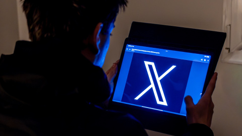 Una de las principales preocupaciones es la violencia difundida en las redes sociales. (Foto de archivo)