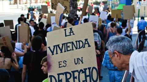 La izquierda, enrocada, juega a Pedro y el lobo La izquierda, enrocada, juega a Pedro y el lobo