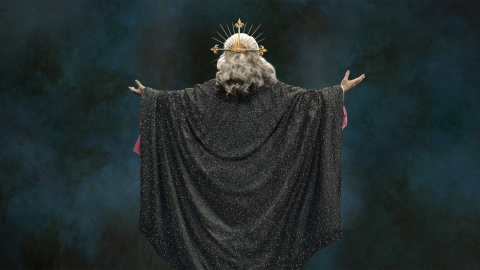 El dramaturgo Antonio Castillo Algarra El dramaturgo Antonio Castillo Algarra en el cartel de la obra 'El teatro del mundo'.