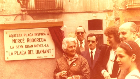 Joan Triadú a la inauguració de la plaça del Diamant, al barri de Gràcia de Barcelona Joan Triadú a la inauguració de la plaça del Diamant, al barri de Gràcia de Barcelona