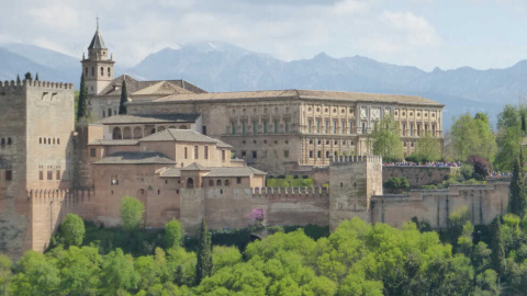 Arquitectura y simbolismo en los tesoros de la Alhambra Arquitectura y simbolismo en los tesoros de la Alhambra