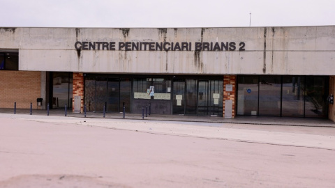 Imagen de la fachada de Brians 2, uno de los centros penitenciarios de Catalunya.
