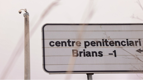 Indicaciones en las inmediaciones de los centros penitenciarios Brians 1 y Brians 2.