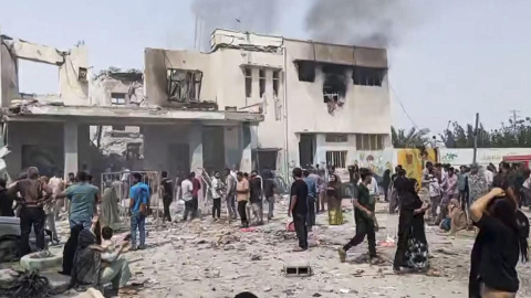 Captura del video de los momentos posteriores al bombardeo en la ciudad de Minab (Irán). El número de niñas muertas en un ataque israelí contra una escuela de primaria en la ciudad sureña iraní de Minab supera el centenar.