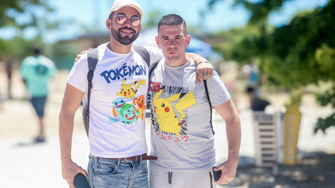 Los fans de Pokemon abarcan todas las edades. Los fans de Pokemon abarcan todas las edades.