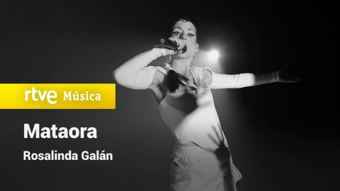 Rosalinda Galán interpreta “Mataora” en la gran final del Benidorm Fest 2026.