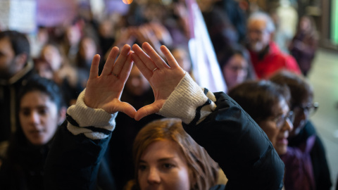 Manifestantes en la marcha del 8M de 2025 en Madrid. Manifestantes en la marcha del 8M de 2025 en Madrid.