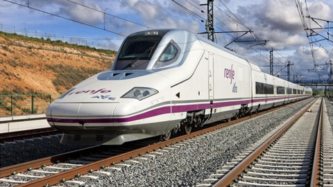 Conocer en tiempo real dónde están los trenes de Alta Velocidad, Larga y Media Distancia de Renfe ya es posible Conocer en tiempo real dónde están los trenes de Alta Velocidad, Larga y Media Distancia de Renfe ya es posible