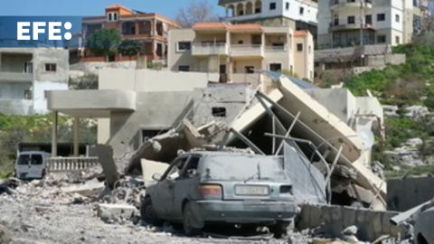 Un ataque israelí deja al menos 10 muertos en Sir al Gharbiya, sur de Líbano