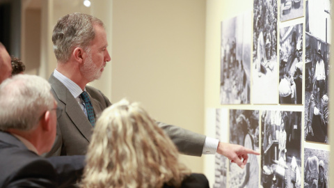 El Rey visita al Museo Arqueológico Nacional a la exposición temporal "La mitad del mundo. La mujer en el México indígena. El ámbito humano" en Madrid El Rey visita al Museo Arqueológico Nacional a la exposición temporal "La mitad del mundo. La mujer en el México indígena. El ámbito humano" en Madrid