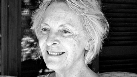 La escritora Soledad Puértolas, autora del libro En el camping (Anagrama).