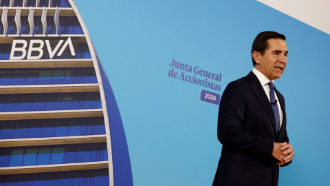 El presidente de BBVA, Carlos Torres Vila, en un encuentro con los periodistas previo a la junta de accionistas de la entidad, en Bilbao. El presidente de BBVA, Carlos Torres Vila, en un encuentro con los periodistas previo a la junta de accionistas de la entidad, en Bilbao.