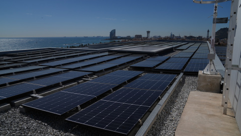 Instalación de nuevas placas solares del Hospital del Mar, a 16 de marzo de 2026, en Barcelona. Instalación de nuevas placas solares del Hospital del Mar, a 16 de marzo de 2026, en Barcelona.