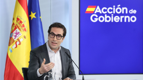 El ministro de Economía, Comercio y Empresa, Carlos Cuerpo, durante la rueda de prensa tras la celebración del Consejo de Ministros. El ministro de Economía, Comercio y Empresa, Carlos Cuerpo, durante la rueda de prensa tras la celebración del Consejo de Ministros.
