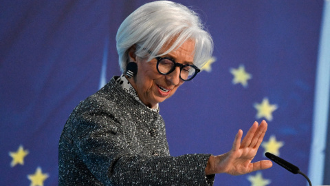 La presidenta del BCE, Christine Lagarde, en un rueda de prensa tras la reunión del Consejo de Gobierno de la entidad, en su sede en Fráncfort. La presidenta del BCE, Christine Lagarde, en un rueda de prensa tras la reunión del Consejo de Gobierno de la entidad, en su sede en Fráncfort.