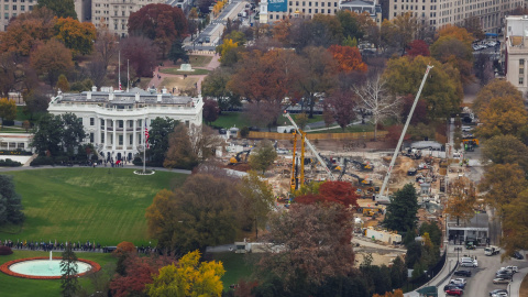 Una imagen de la demolición, en noviembre de 2025, del ala este de la Casa Blanca, para la construcción del salón de baile proyectado por Donald Trump. Una imagen de la demolición, en noviembre de 2025, del ala este de la Casa Blanca, para la construcción del salón de baile proyectado por Donald Trump.