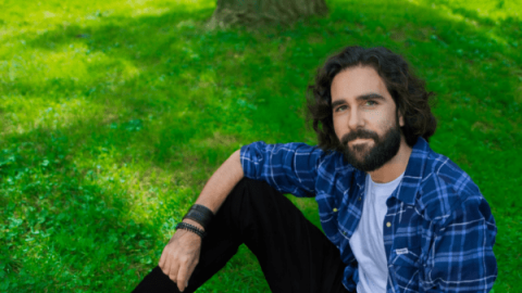 Seres sin rostro y mujeres que gritan en ‘La noche líquida’