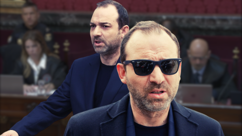 Víctor Ábalos, hijo del exministro José Luis Ábalos, ha declarado como testigo este martes en el Tribunal Supremo, donde se celebra el juicio contra Ábalos, su exasesor Koldo García y el empresario Víctor de Aldama por el caso de las mascarillas, una presunta trama de corrupción para lucrarse con material sanitario durante la pandemia.

Momentos
00:30 El careo con el abogado del PP
11:20 El abogado de Ábalos
13:04 Tenso momento con el abogado de Aldama

Hace 18 años nacimos con un compromiso: hacer un periodismo útil para la sociedad. Solo podemos continuar con esta labor si contamos con el apoyo de personas como tú.

Únete a la comunidad de Público. 18 años no son nada… cuando nos queda tanto por contar. Periodismo incómodo para tiempos difíciles. http://bit.ly/3VylhmD


Periodismo, investigación y compromiso para construir un mundo más igualitario.
¡Suscríbete ya a nuestro canal!: https://bit.ly/2U8nM0q
Visita: https://www.publico.es
Síguenos en Facebook: https://www.facebook.com/diario.publico/
Síguenos en Twitter: https://twitter.com/publico_es
Síguenos en Instagram: https://www.instagram.com/publico.es
Síguenos en TikTok: https://www.tiktok.com/@publico_es
Síguenos en Bluesky: https://bsky.app/profile/publico.es