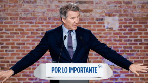 El presidente del Partido Popular, Alberto Núñez Feijóo, durante el acto ‘Pagas más, recibes menos; contra el infierno fiscal del Gobierno de Sánchez’ en el Espacio Jorge Juan, a 8 de abril de 2026, en Madrid (España). El presidente del Partido Popular, Alberto Núñez Feijóo, durante el acto ‘Pagas más, recibes menos; contra el infierno fiscal del Gobierno de Sánchez’ en el Espacio Jorge Juan, a 8 de abril de 2026, en Madrid (España).