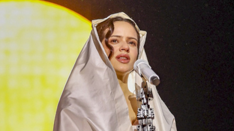 Rosalía, en el Palau Sant Jordi de Barcelona. Christian Bertrand / Live Nation / EFE