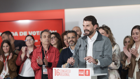El secretario general del PSOE de Extremadura, Álvaro Sánchez Cotrina El secretario general del PSOE de Extremadura, Álvaro Sánchez Cotrina, en la sede regional del partido.