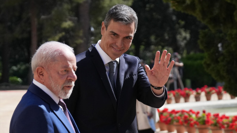 El presidente del Gobierno de España Pedro Sánchez, y el presidente de Brasil, Luiz Inácio Lula da Silva, durante la celebración de la I Cumbre España-Brasil.