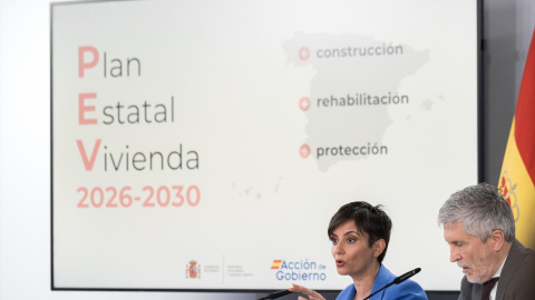 La ministra de Vivienda y Agenda Urbana, Isabel Rodríguez, durante una rueda de prensa posterior al Consejo de Ministros, a 21 de abril de 2026.