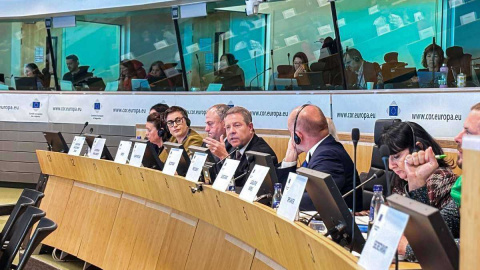 Page urge a afrontar el relevo generacional en el campo como "una cuestión de Estado" más allá de fronteras ideológicas Page urge a afrontar el relevo generacional en el campo como "una cuestión de Estado" más allá de fronteras ideológicas