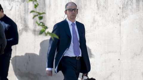EuropaPress_7454102_inspector_jefe_unidad_delincuencia_economica_fiscal_udef_policia_nacional El inspector jefe de la Unidad de Delincuencia Económica y Fiscal (UDEF) de la Policía Nacional, Manuel Morocho, a su llegada a la Audiencia Nacional, a 20 de abril de 2026, en San Fernando, Madrid (España). El caso Kitchen investiga la presunta operación del Ministerio del Interior para sustraer información sensible al extesorero del Partido Popular, Luis Bárcenas, que pudiera perjudicar a altos cargos de este partido político.Alberto Ortega / Europa Press20/4/2026