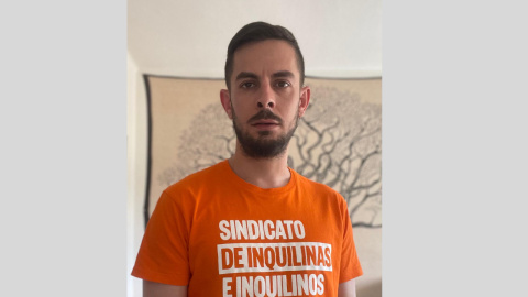 Santiago, en su domicilio, en una imagen cedida.