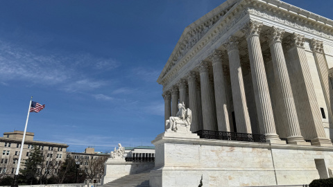 Imagen de archivo de la fachada del Tribunal Supremo de EEUU, en Washington.