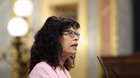 La ministra de Igualdad, Ana Redondo, durante una sesión plenaria en el Congreso, a 30 de abril de 2026, en Madrid