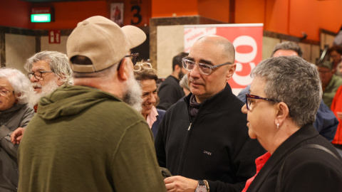 El director Juanjo Castro en el pase exclusivo del documental 'Eso de lo que nunca se habla' para los miembros de la Comunidad de Público.